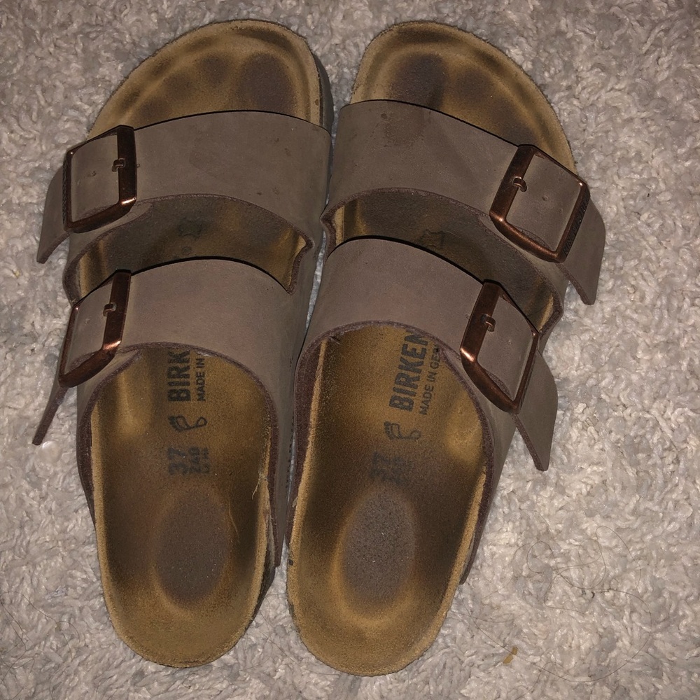 Women’s Birkenstocks size 37